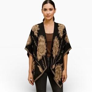 Elegant Reversible Floral Kimono with Gold‎ Metallic Threads One Size